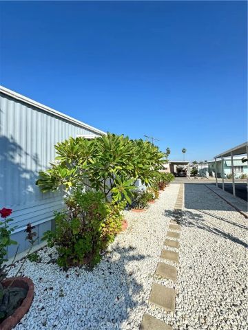 16601 Garfield Ave 91, Paramount, CA 90723