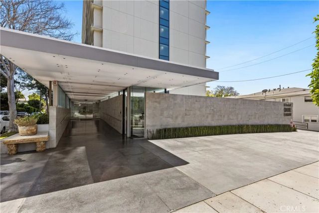 818 N Doheny 308, West Hollywood, CA 90069