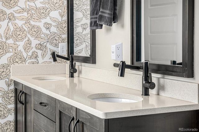 7377 Van Sickle Street, Strasburg, CO 80136