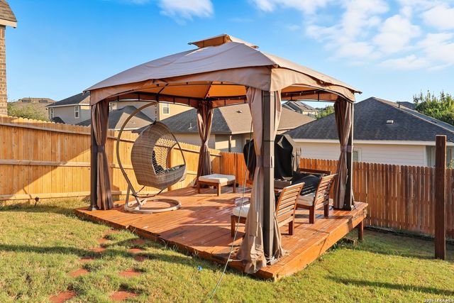 2838 High Castle Lane, San Antonio, TX 78245