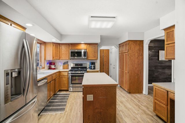 18224 Flanders Street NE, Wyoming, MN 55092