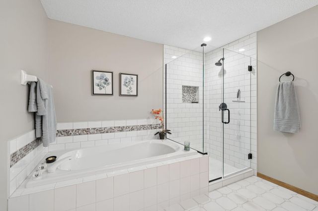 3683 Widgeon Way, Eagan, MN 55123