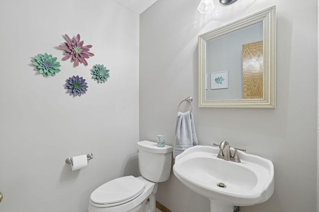 3683 Widgeon Way, Eagan, MN 55123