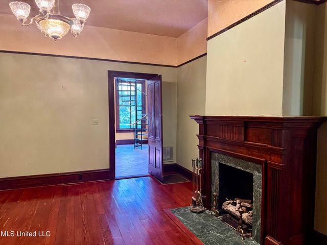 114 Dr M L King, Natchez, MS 39120