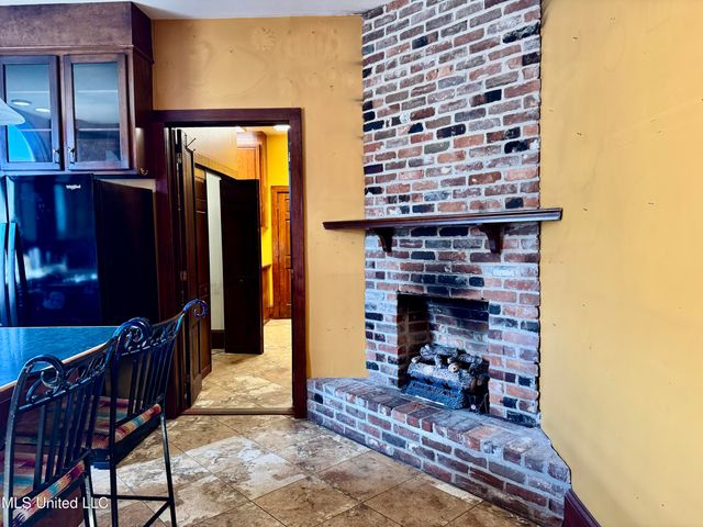 114 Dr M L King, Natchez, MS 39120