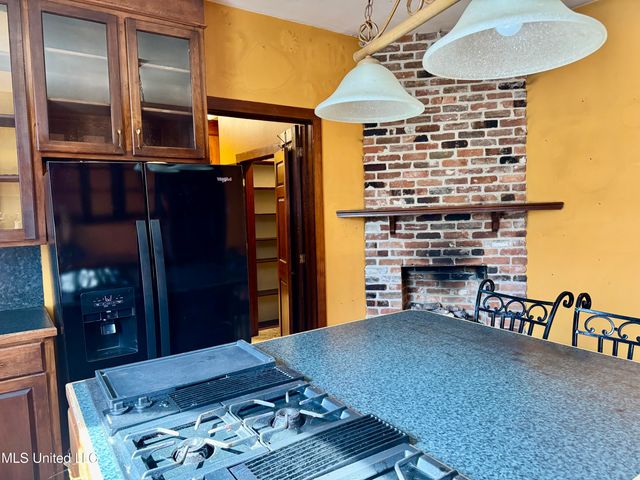 114 Dr M L King, Natchez, MS 39120