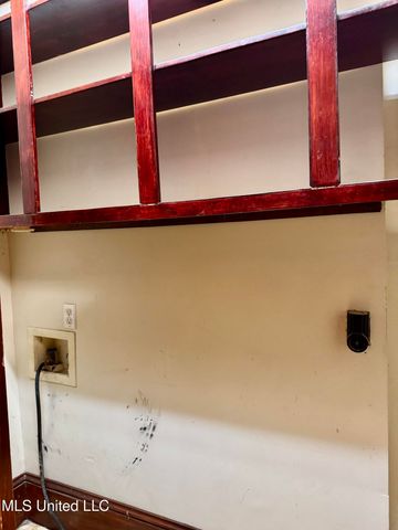 114 Dr M L King, Natchez, MS 39120