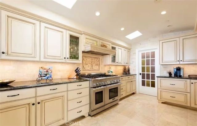 900 E Balboa Boulevard, Newport Beach, CA 92661