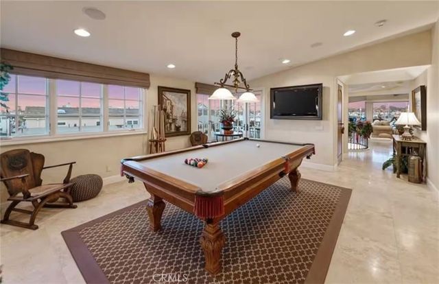 900 E Balboa Boulevard, Newport Beach, CA 92661