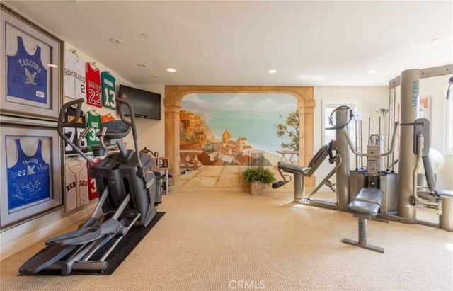 900 E Balboa Boulevard, Newport Beach, CA 92661