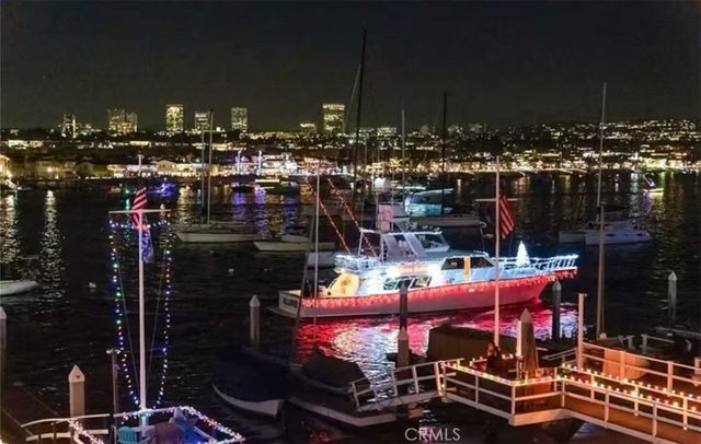 900 E Balboa Boulevard, Newport Beach, CA 92661