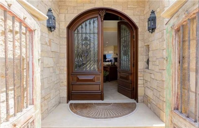 900 E Balboa Boulevard, Newport Beach, CA 92661