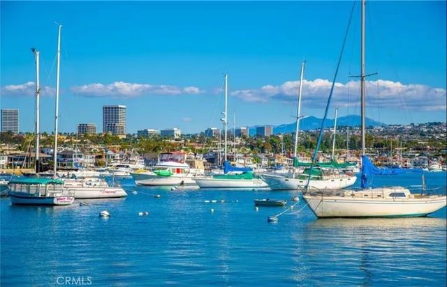 900 E Balboa Boulevard, Newport Beach, CA 92661