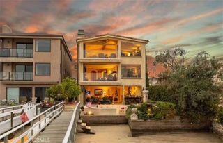 900 E Balboa Boulevard, Newport Beach, CA 92661
