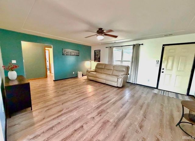 305 W Wind Trail, Avilla, IN 46710