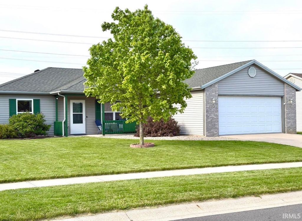 305 W Wind Trail, Avilla, IN 46710