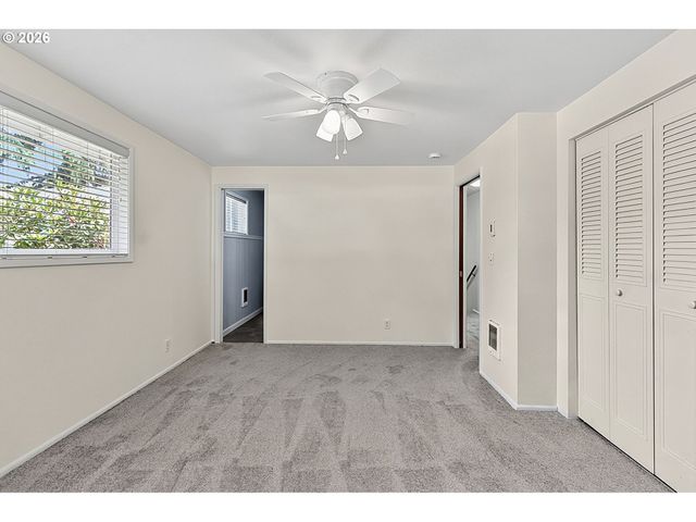 4777 LARKWOOD St, Eugene, OR 97405