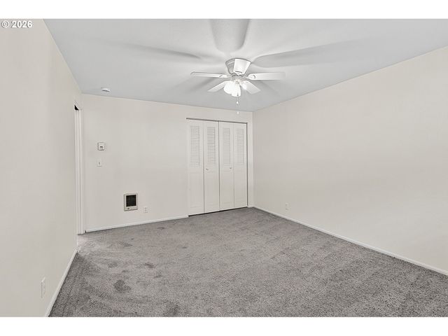 4777 LARKWOOD St, Eugene, OR 97405