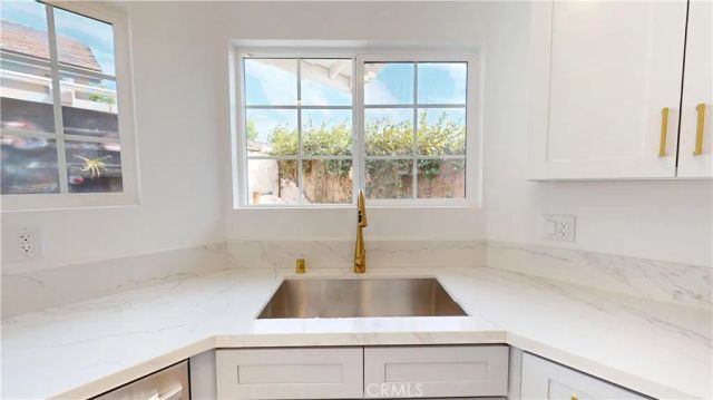 13960 Almetz, Sylmar, CA 91342