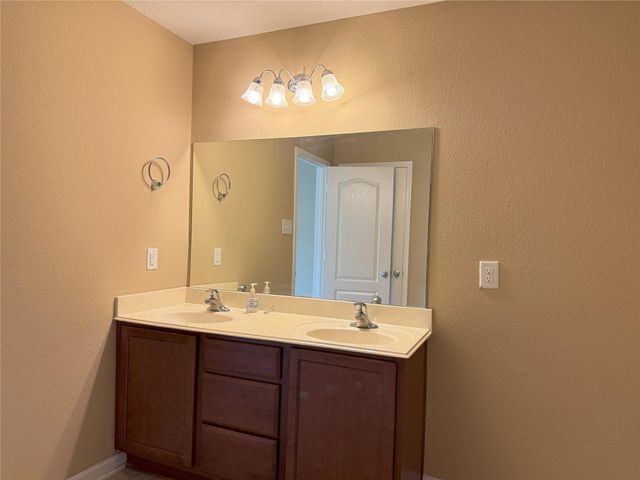 2914 Acorn Oaks Drive, Katy, TX 77493