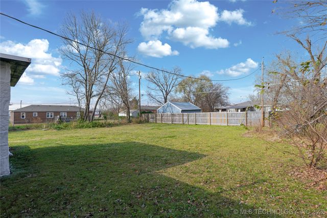 3816 Indiana Street, Bartlesville, OK 74006