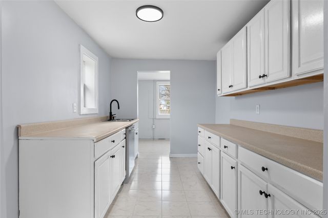 3816 Indiana Street, Bartlesville, OK 74006