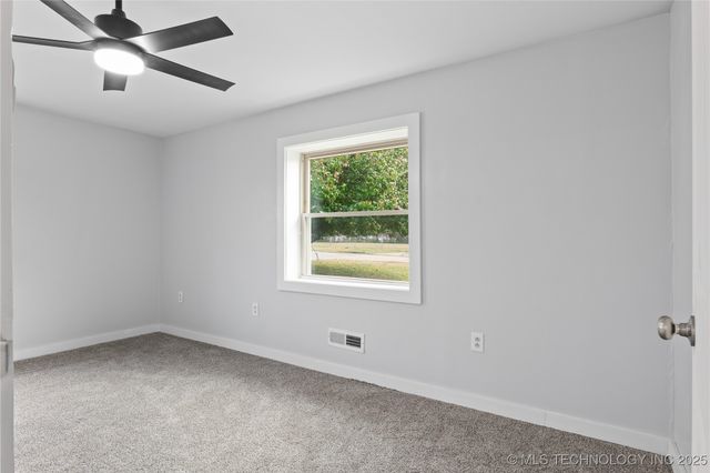 3816 Indiana Street, Bartlesville, OK 74006