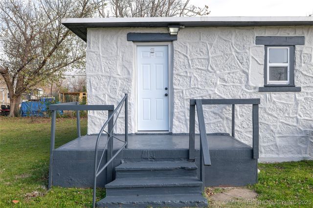 3816 Indiana Street, Bartlesville, OK 74006