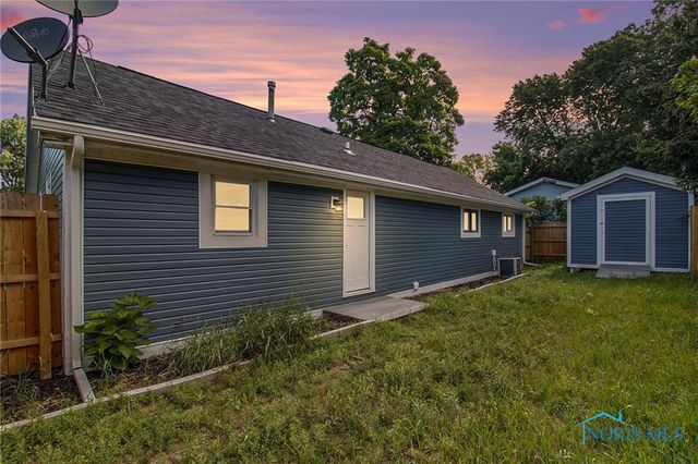 7139 Springfield Drive, Holland, OH 43528