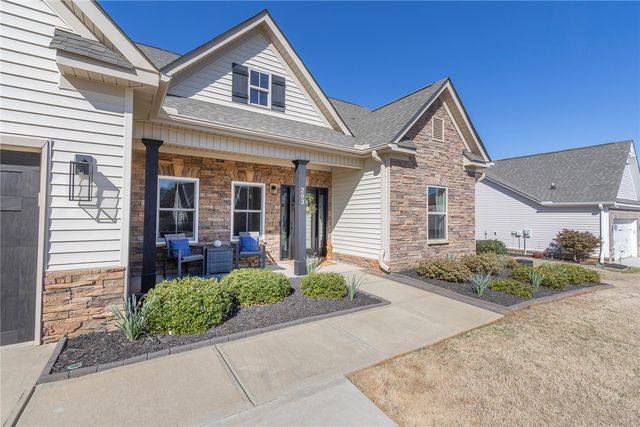 203 Graceview W, Anderson, SC 29625