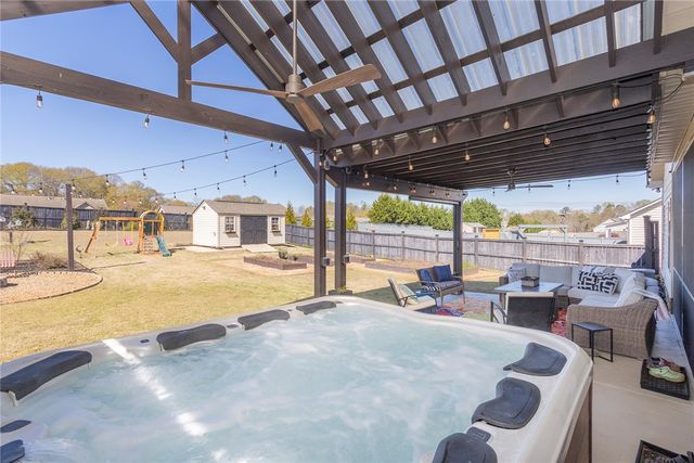 203 Graceview W, Anderson, SC 29625