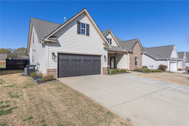 203 Graceview W, Anderson, SC 29625
