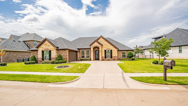 1207 Huntington Cove Court, Granbury, TX 76048