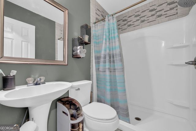 234 Old River Road, Cornelia, GA 30531