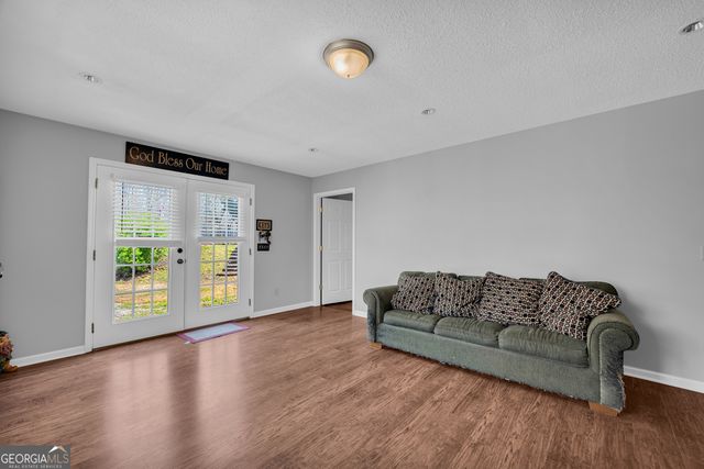 234 Old River Road, Cornelia, GA 30531