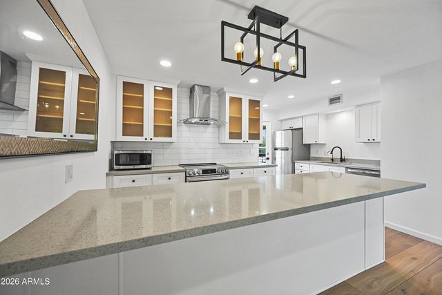 5998 N 78th Street Unit 208, Scottsdale, AZ 85250