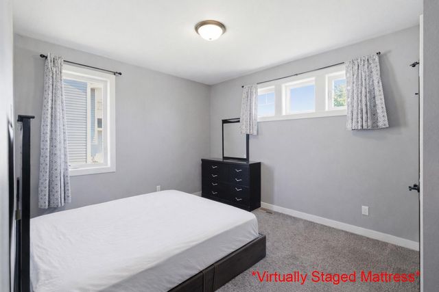 820 Fieldcrest Drive, Mankato, MN 56001