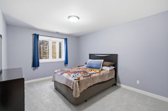 820 Fieldcrest Drive, Mankato, MN 56001