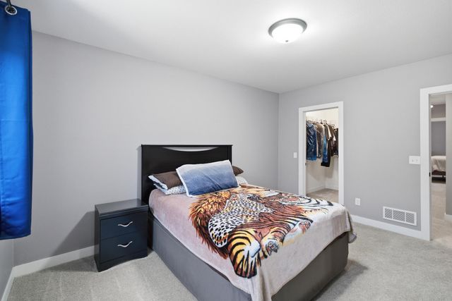 820 Fieldcrest Drive, Mankato, MN 56001