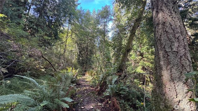 0 Heggeness Road, Clinton, WA 98236
