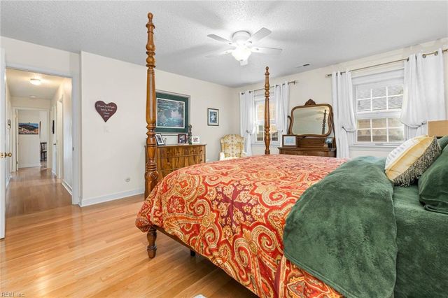 5275 Beaumont DR, Virginia Beach, VA 23464