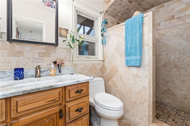 5275 Beaumont DR, Virginia Beach, VA 23464