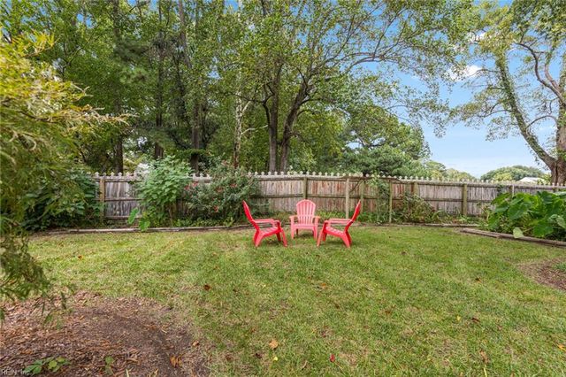 5275 Beaumont DR, Virginia Beach, VA 23464