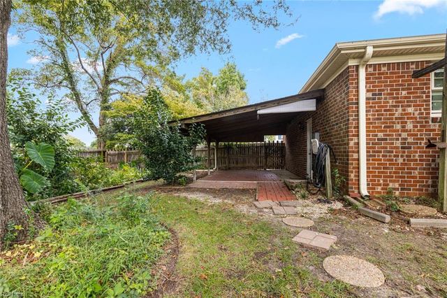 5275 Beaumont DR, Virginia Beach, VA 23464