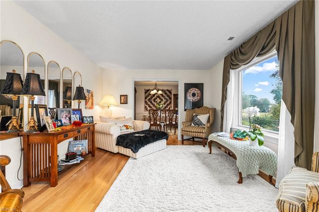 5275 Beaumont DR, Virginia Beach, VA 23464