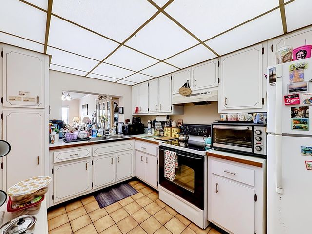 4117 Bougainvilla Drive 207, Lauderdale-By-The-Sea # 207, Lauderdale By The Sea, FL 33308