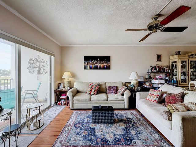 4117 Bougainvilla Drive 207, Lauderdale-By-The-Sea # 207, Lauderdale By The Sea, FL 33308