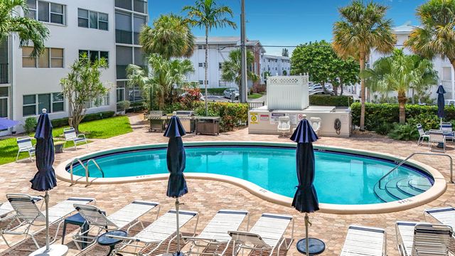 4117 Bougainvilla Drive 207, Lauderdale-By-The-Sea # 207, Lauderdale By The Sea, FL 33308