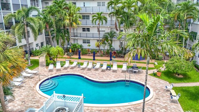 4117 Bougainvilla Drive 207, Lauderdale-By-The-Sea # 207, Lauderdale By The Sea, FL 33308