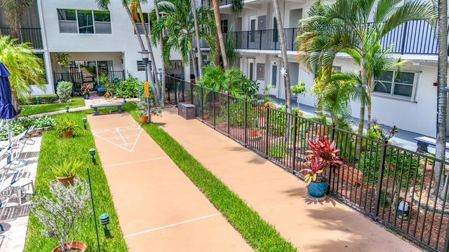 4117 Bougainvilla Drive 207, Lauderdale-By-The-Sea # 207, Lauderdale By The Sea, FL 33308